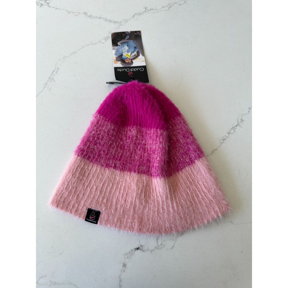 NWT Cuddl Duds Feather Knit Beanie Pink Ombre Women's One Size